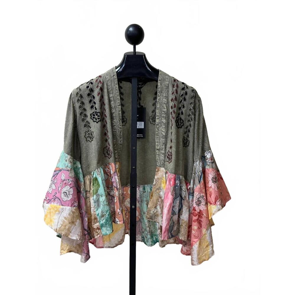 NEW YOUNG THREADS women's bohemian rhapsody kimono blouse in gravel